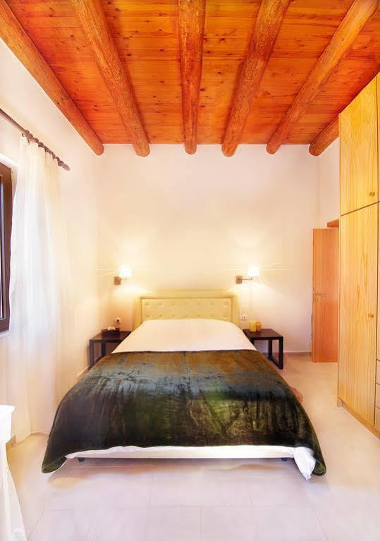 Villa Zourva Екстер'єр фото